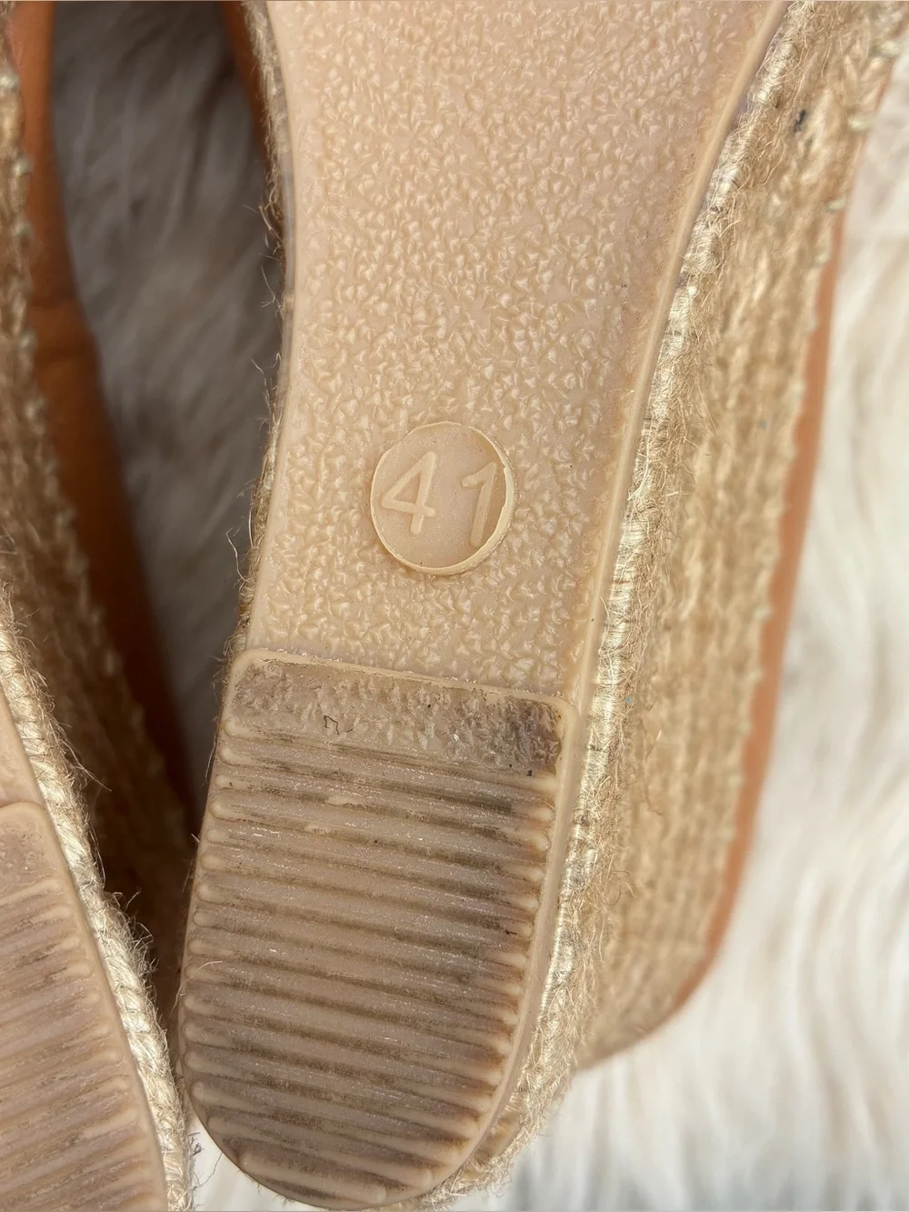 Penelope Chilvers EUC Leather Scoop Espadrille Wedge Pumps Sz 41, 10 US